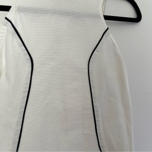 Josh Goot Sleeveless Cotton Tuxedo Blouse, White with details Black lines Sz S - Picture 7 of 9